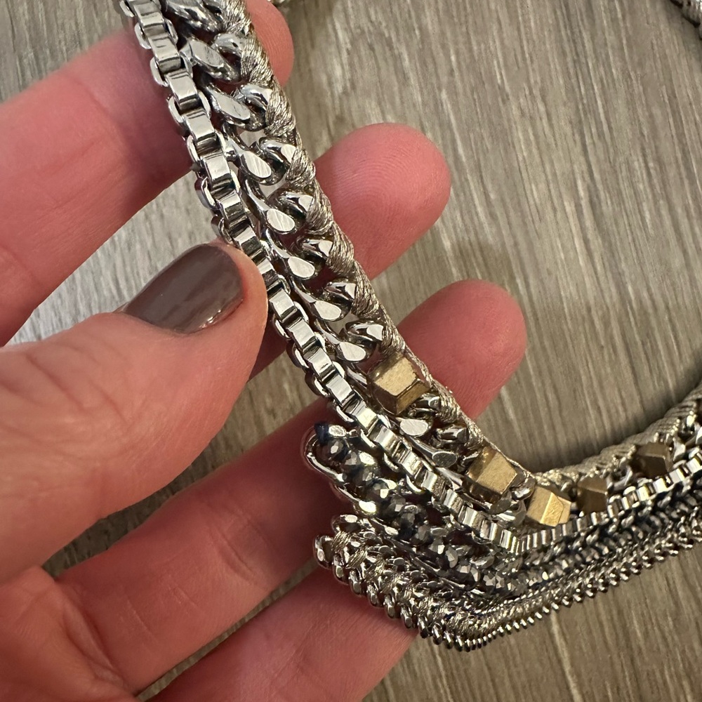 NIB Stella and Dot Cassady Collar Necklace Silver Gold Mixed Media - Picture 3 of 7